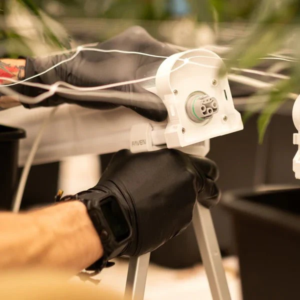Faven Adjustable Stands - Image 4