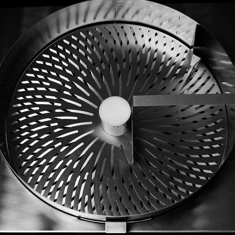 GreenBroz M Lite Tabletop Dry Trimming Machine - Image 4