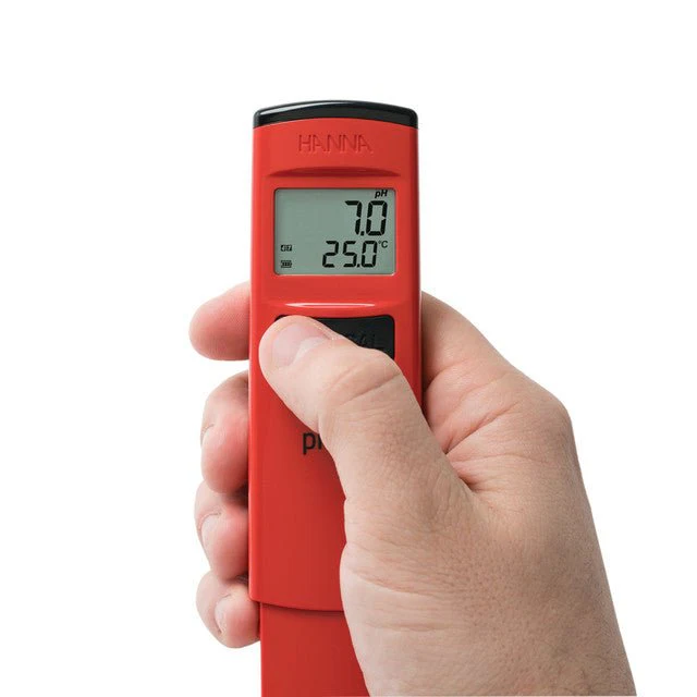 GroLine Waterproof Pocket pH Tester with 0.1 Resolution - pHep® - Image 2