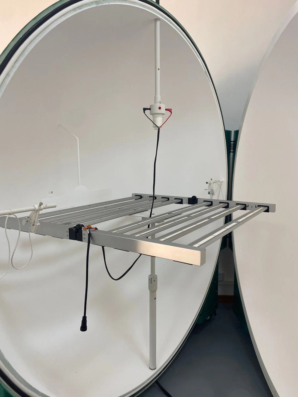 Mammoth Lighting Nova Sun Series 8 Bar 950W LED Grow Light - Image 20