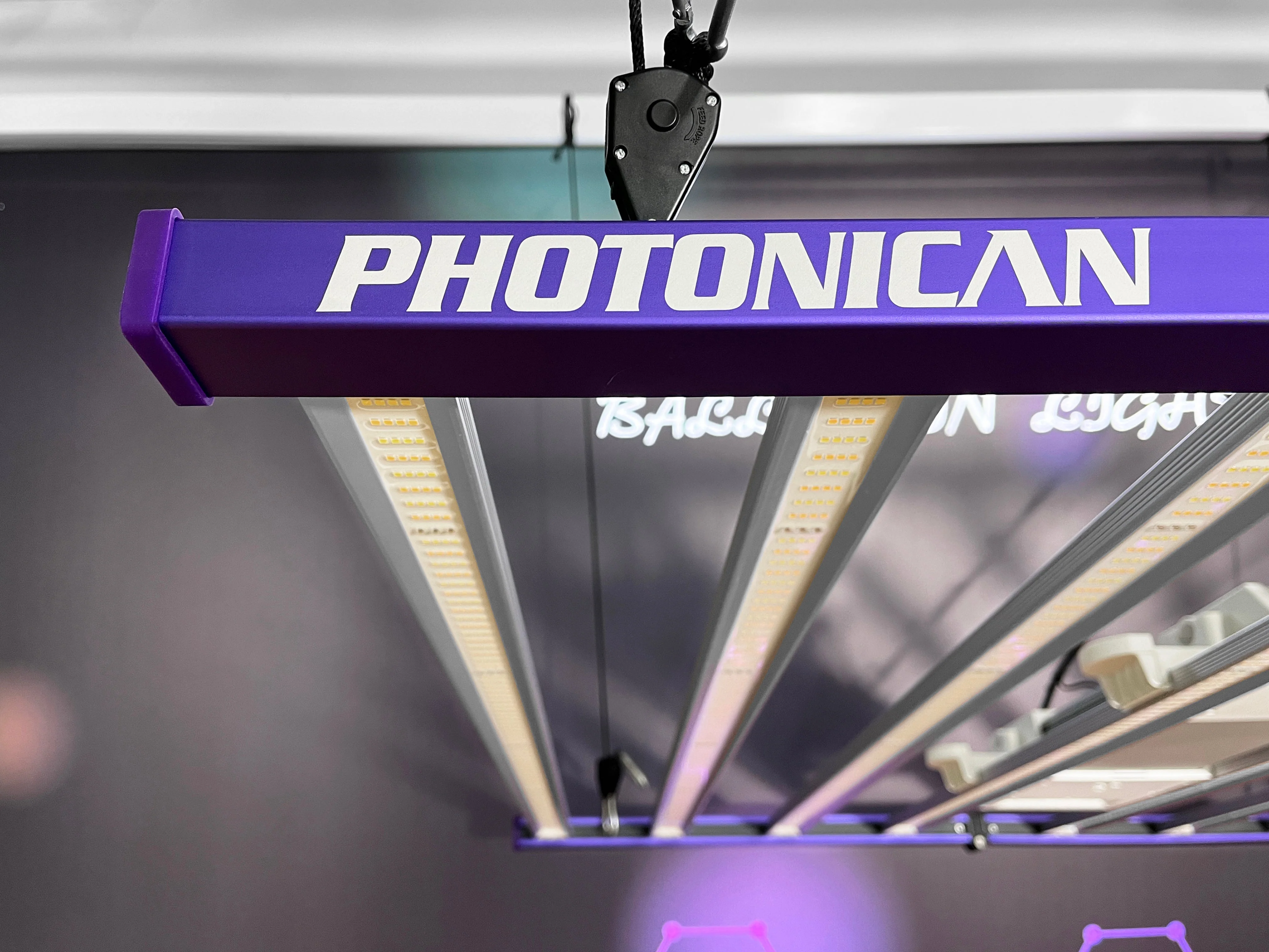 Photonican Aurora 2000 Watt LED Grow Light - Image 10
