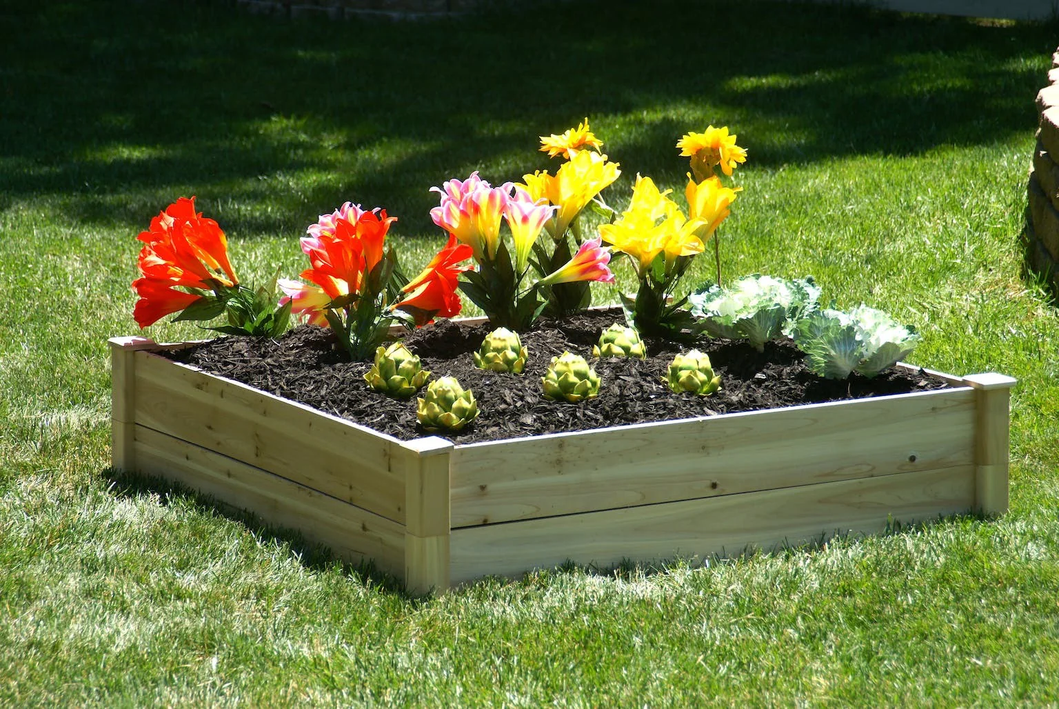 Riverstone Raised Garden Bed ( 4FT X 4FT X 11IN ) - Image 2