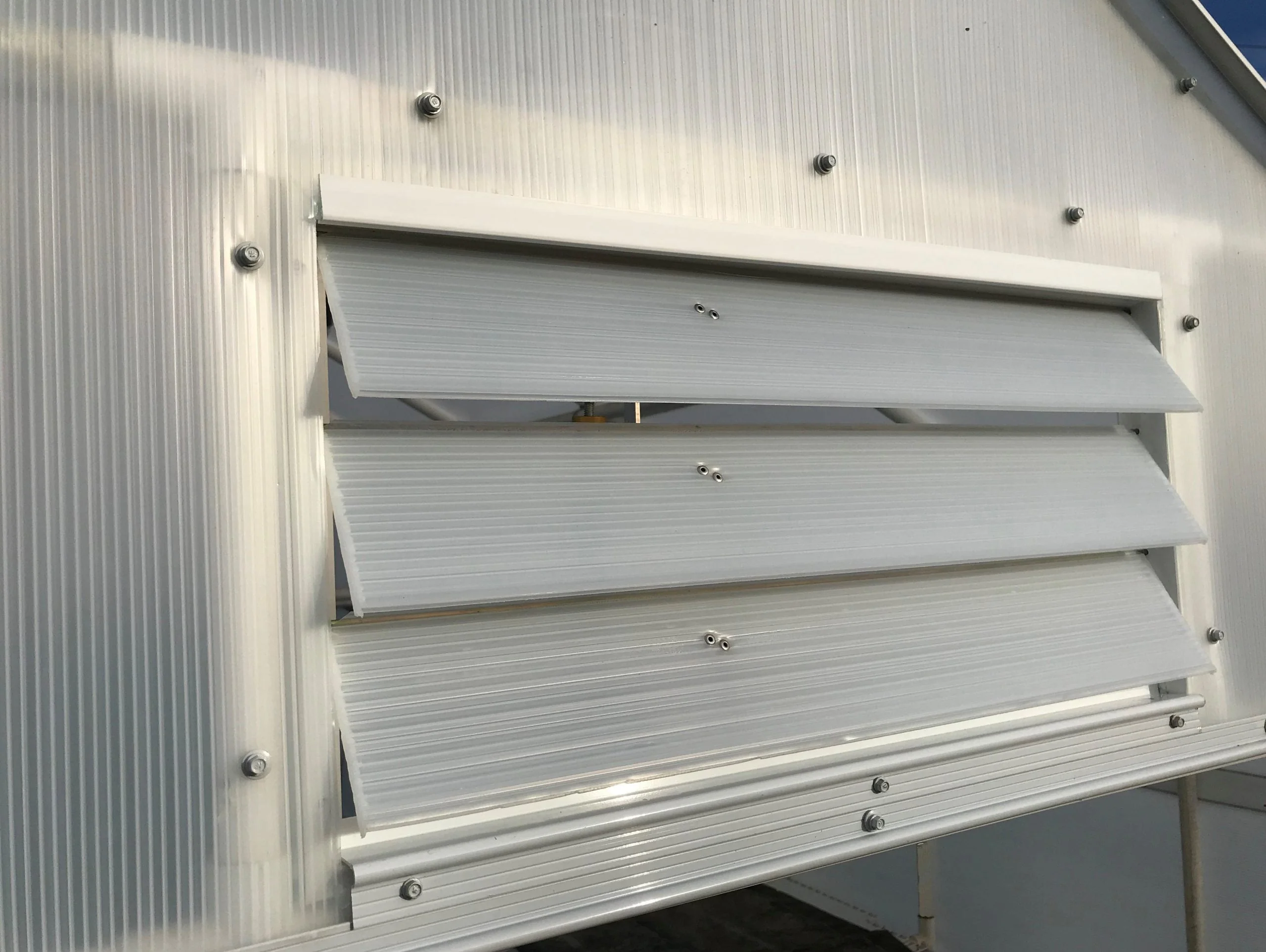 Solexx Greenhouse Louver HV-34